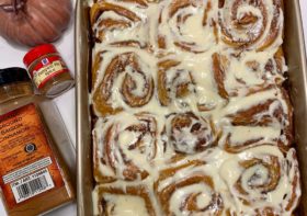 How to Make Pumpkin Spice Cinnamon Rolls 