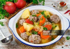 How to Make Albondigas Soup